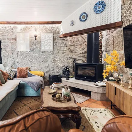 Jacuzzy Luxury Geres Stone House فيلة *