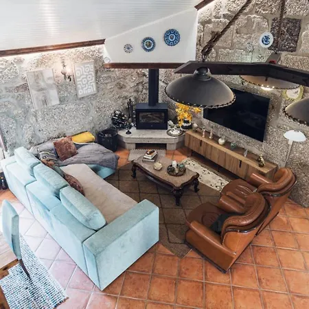 Jacuzzy Luxury Geres Stone House *