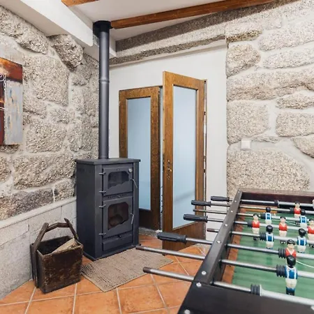 Jacuzzy Luxury Geres Stone House فيلة